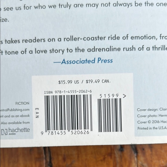 Nicholas Sparks 'See Me' Paperback Book - Picture 3 of 7